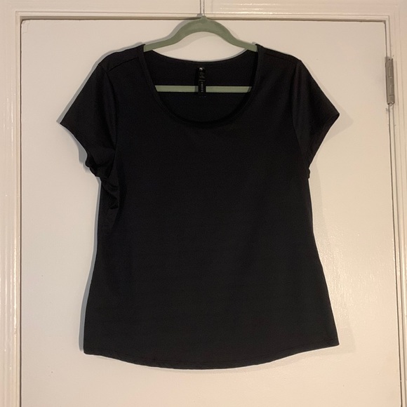 90 Degree by Reflex Size Large Black Exercise Shirt - Picture 1 of 3